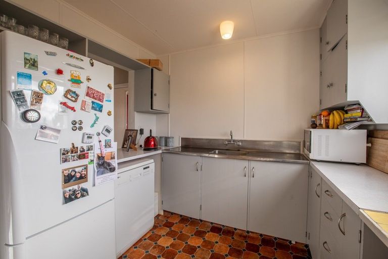 Photo of property in 31 Beaumaris Crescent, Ascot Park, Porirua, 5024