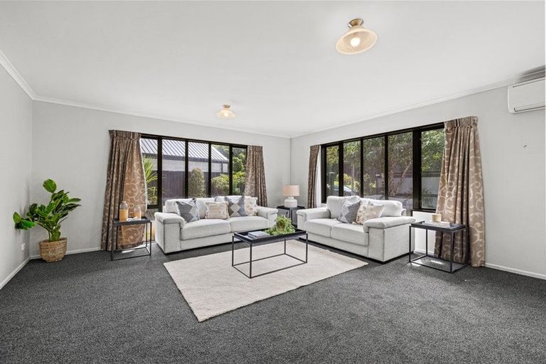 Photo of property in 15 Willoughby Lane, Parklands, Christchurch, 8083