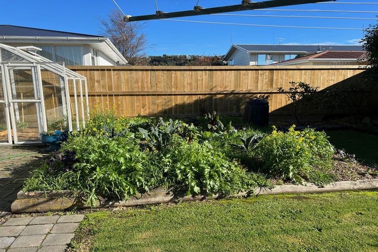 Photo of property in 42a Hargest Crescent, Saint Kilda, Dunedin, 9012