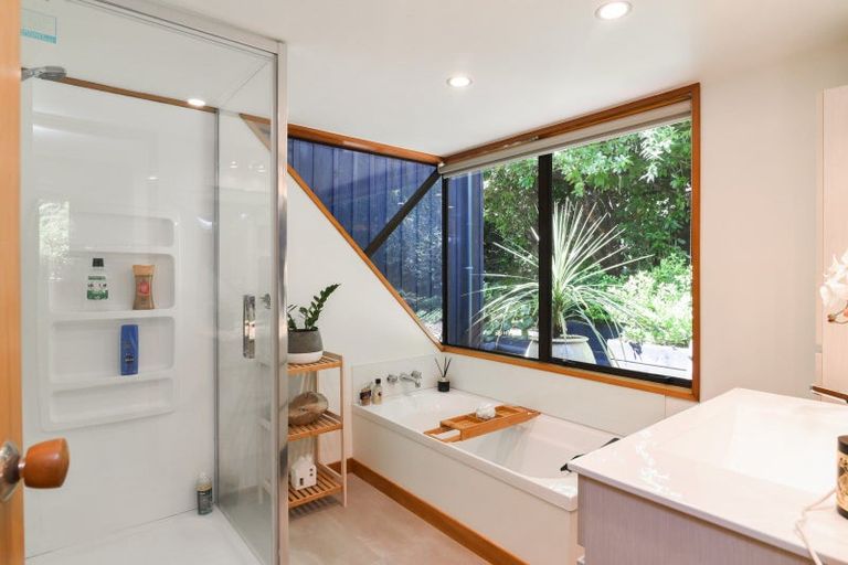 Photo of property in 65 Irvine Road, The Cove, Dunedin, 9077