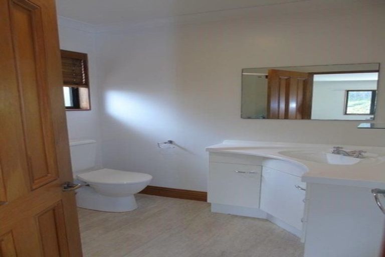 Photo of property in 391e Karori Road, Karori, Wellington, 6012