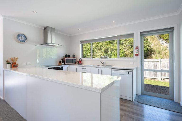 Photo of property in 7a Watino Place, Pohara, Takaka, 7183