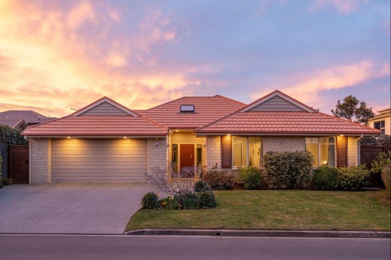 Photo of property in 3 Sandpiper Place, Waimairi Beach, Christchurch, 8083