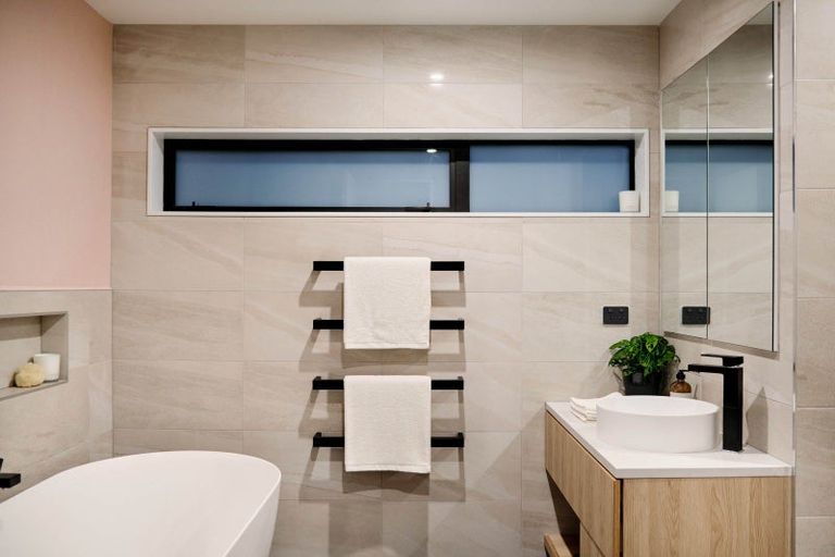 Photo of property in 126a Nicholson Road, Khandallah, Wellington, 6035