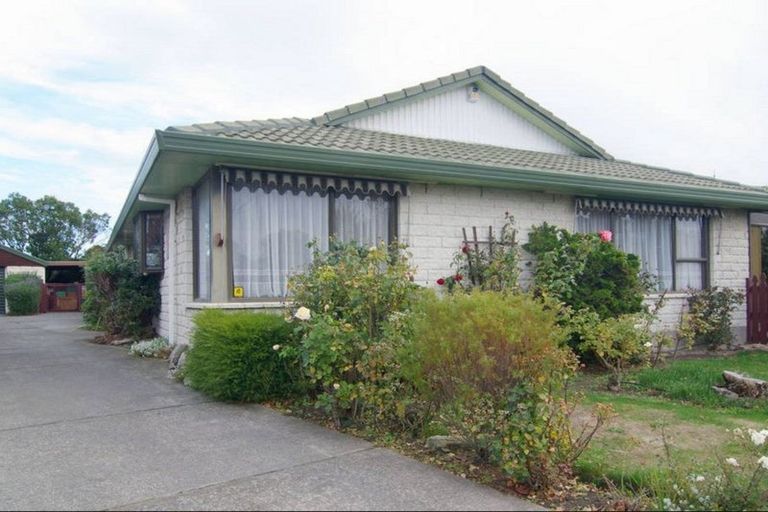 Photo of property in 15 Sayers Crescent, Ilam, Christchurch, 8041