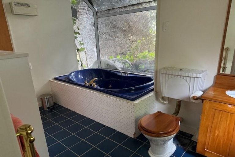 Photo of property in 1 Stanley Place, Akaroa, 7520