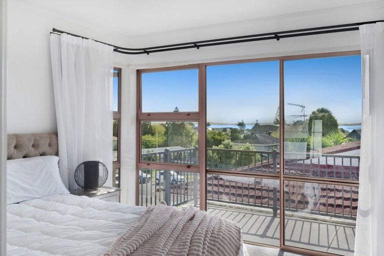 Photo of property in 2/7 Malloy Place, Eastern Beach, Auckland, 2012