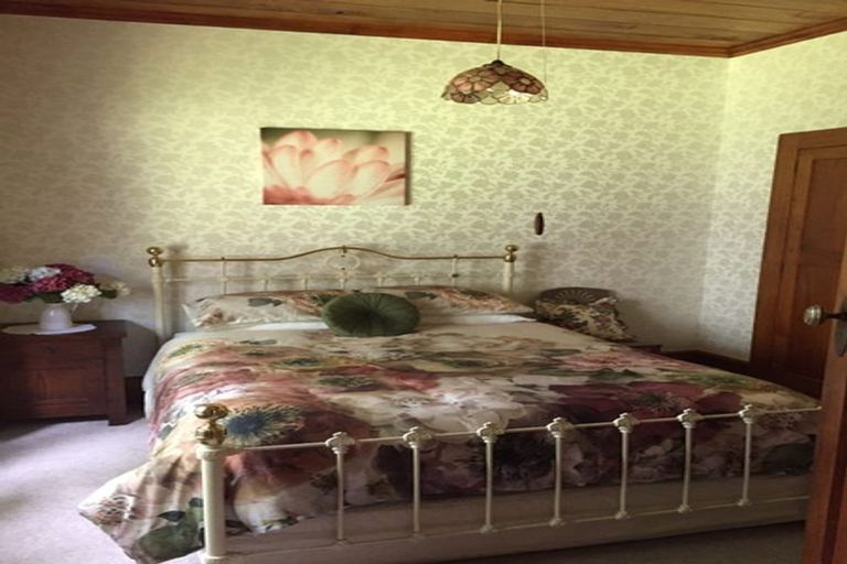 Photo of property in 16 Fairfield Road, Hawera, 4610