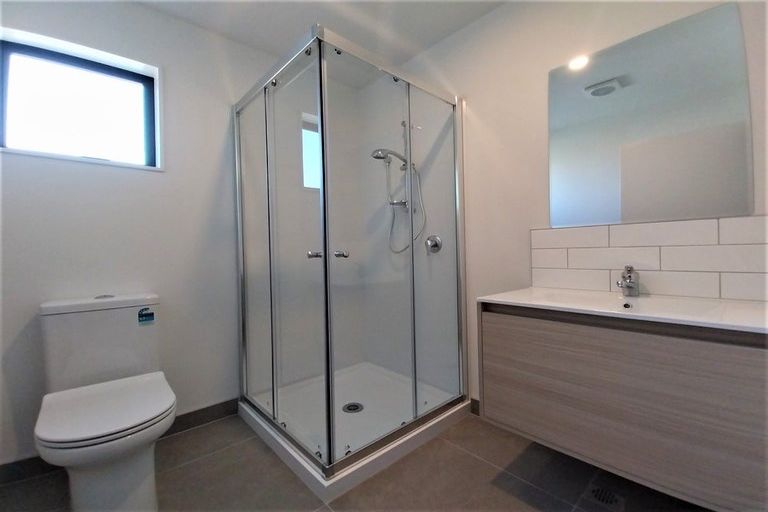 Photo of property in 19 Whai Hua Lane, Mangere Bridge, Auckland, 2022