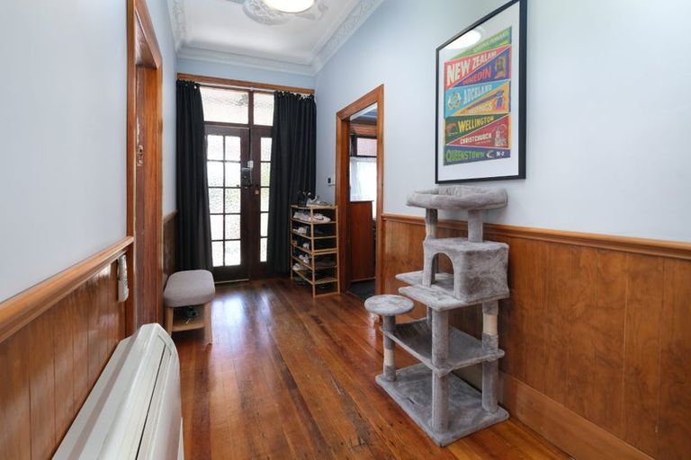 Photo of property in 104 Neidpath Road, Mornington, Dunedin, 9011