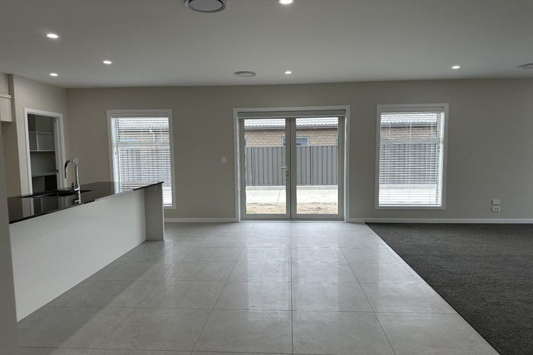 Photo of property in 11 Cassin Place, Taradale, Napier, 4112