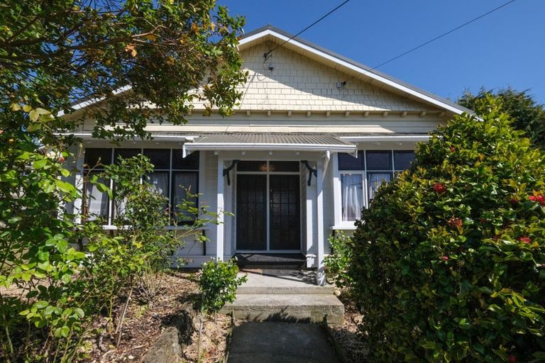 Photo of property in 104 Neidpath Road, Mornington, Dunedin, 9011