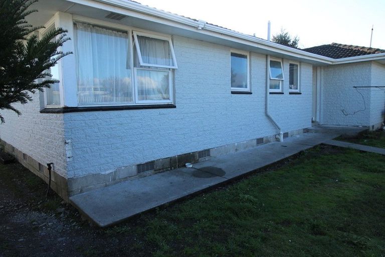 Photo of property in 28 Hei Hei Road, Hei Hei, Christchurch, 8042