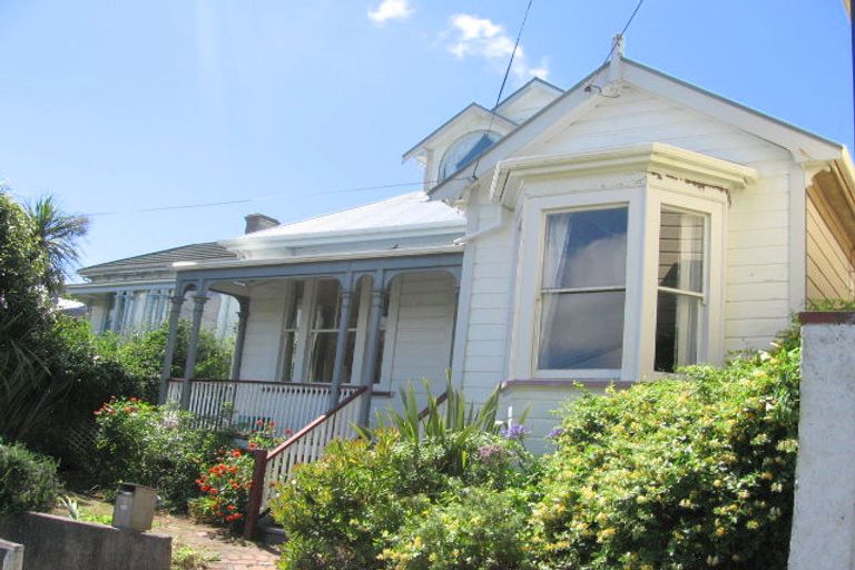 Photo of property in 23 Stafford Street, Mount Victoria, Wellington, 6011