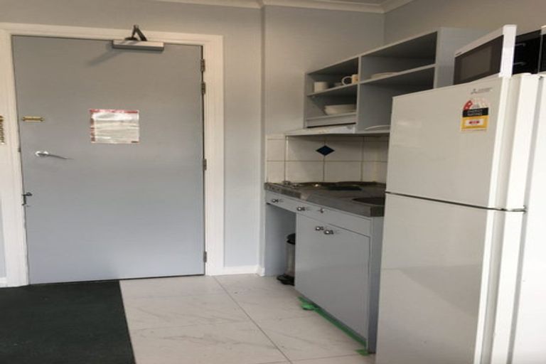 Photo of property in Quest/richard Pearse Apartment, 8/219a Willis Street, Te Aro, Wellington, 6011