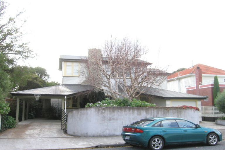 Photo of property in 16 Troon Crescent, Boulcott, Lower Hutt, 5010