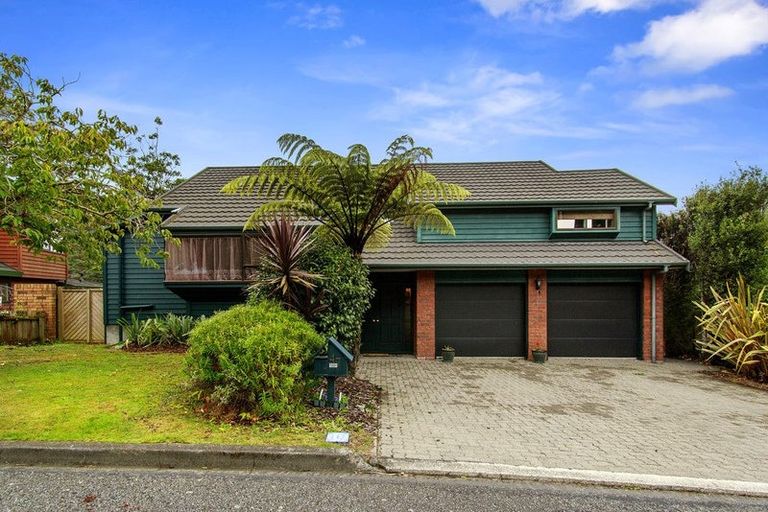 Photo of property in 47 Peterhouse Street, Tawa, Wellington, 5028