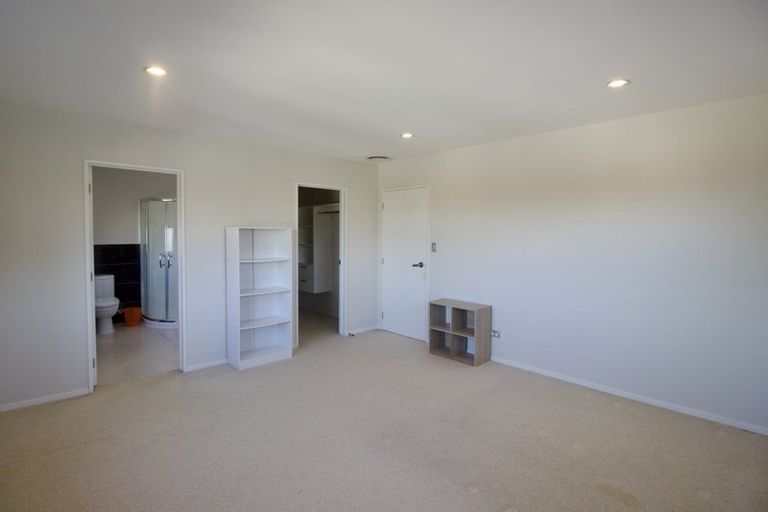 Photo of property in 16 Lucca Crescent, Flat Bush, Auckland, 2019