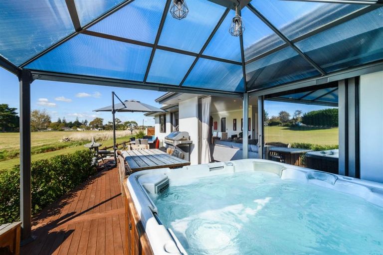 Photo of property in 10 Hanalin Drive, Marton, 4710