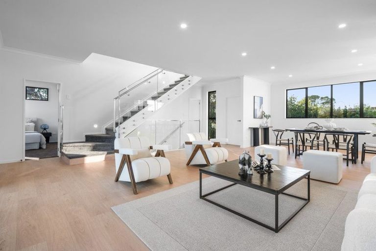 Photo of property in 12c Wylie Avenue, Sunnynook, Auckland, 0620