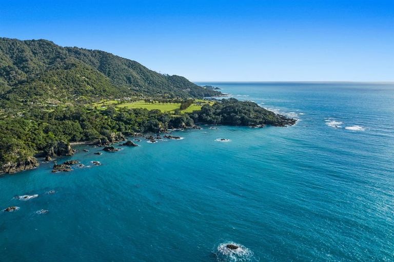Photo of property in 2/8331 State Highway 35, Whanarua Bay, Te Kaha, 3199