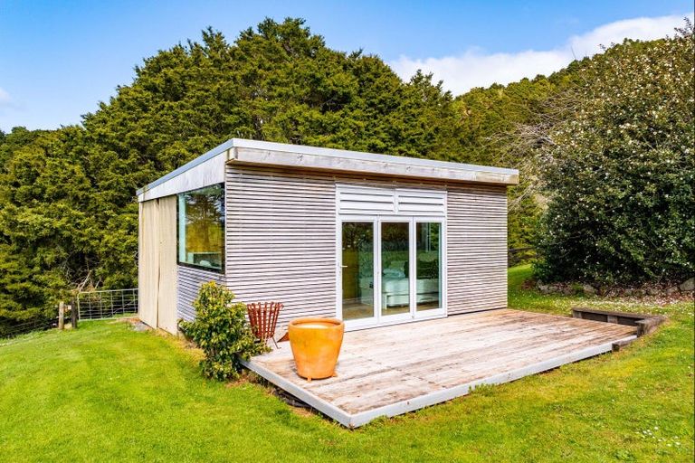 Photo of property in 21 Going Road, Matarau, Kamo, 0185