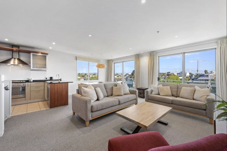 Photo of property in 312/136 Marine Parade, Mount Maunganui, 3116