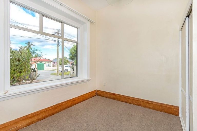 Photo of property in 19 Newcastle Street, Phillipstown, Christchurch, 8011
