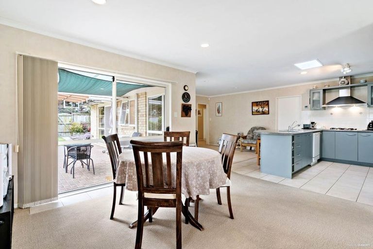 Photo of property in 40 Blackwood Drive, Wattle Downs, Auckland, 2103