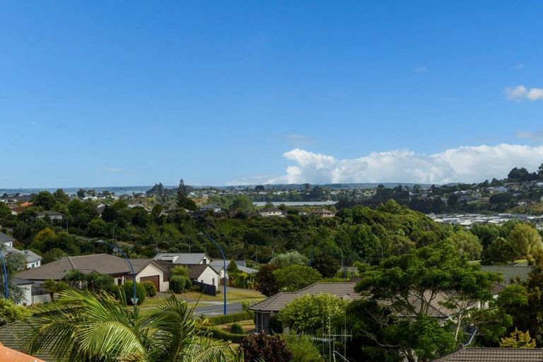 Photo of property in 16 Sterling Gate Drive, Bethlehem, Tauranga, 3110
