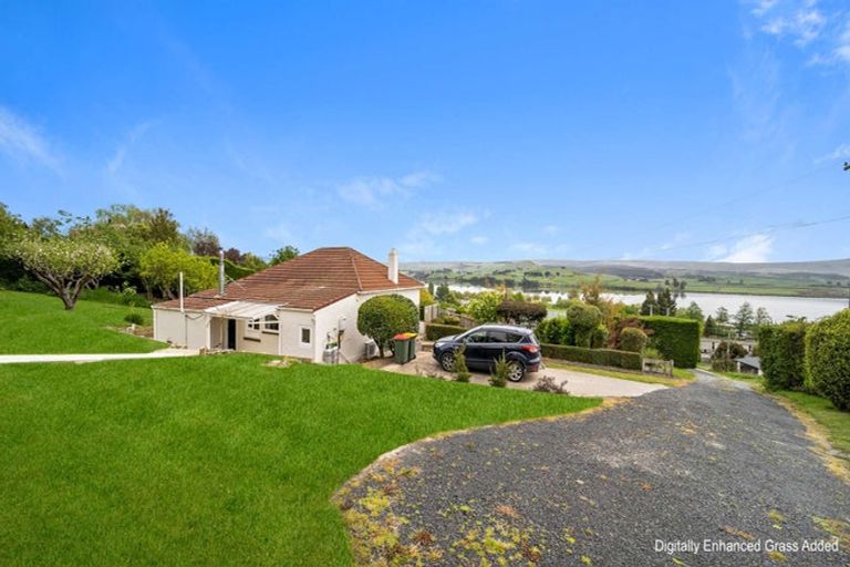 Photo of property in 28 Chatham Street, Waihola, Milton, 9073