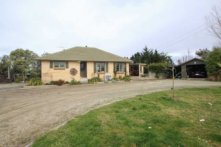 Photo of property in 201 Oamaru-alma Road, Deborah, Oamaru, 9491