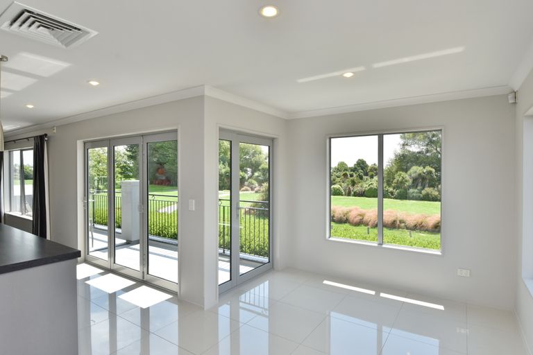 Photo of property in 20 Crombie Green, Northwood, Christchurch, 8051