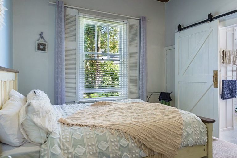 Photo of property in 1 Latham Street, Napier South, Napier, 4110