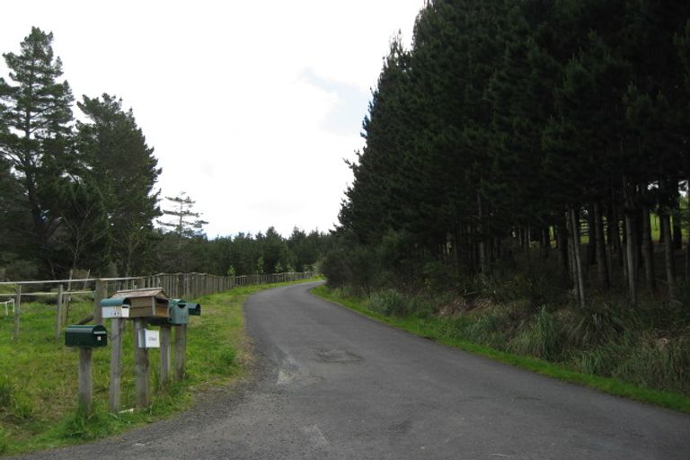 Photo of property in 157 Anzac Road, Waitakere, Auckland, 0816