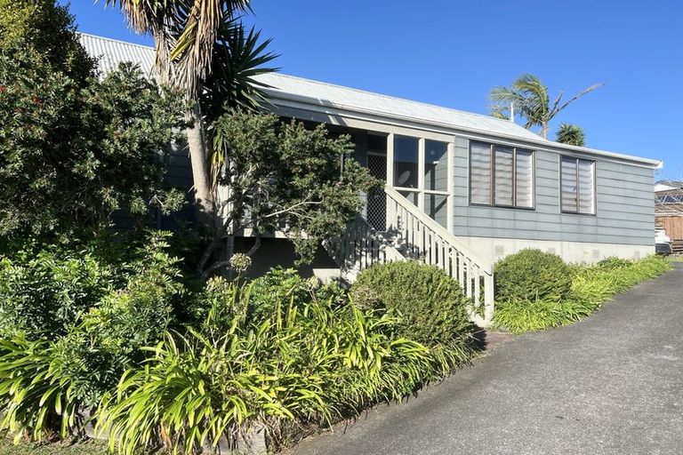 Photo of property in 46 Marendellas Drive, Bucklands Beach, Auckland, 2014