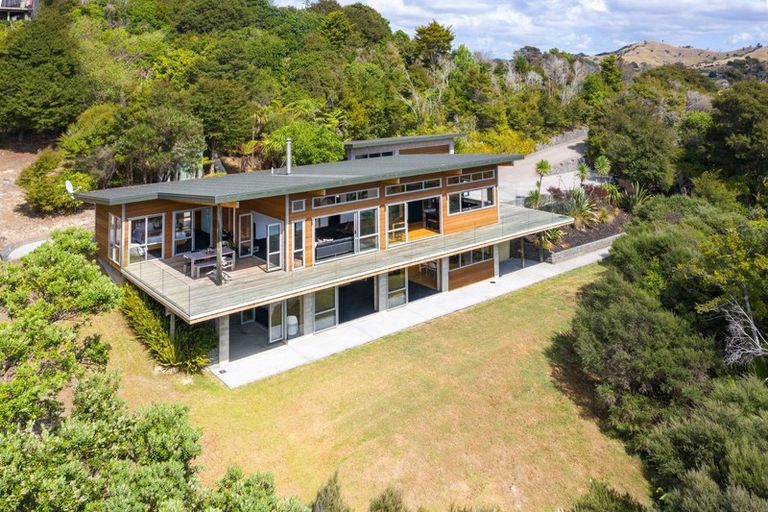 Photo of property in 710 Hibiscus Coast Highway, Waiwera, Orewa, 0994