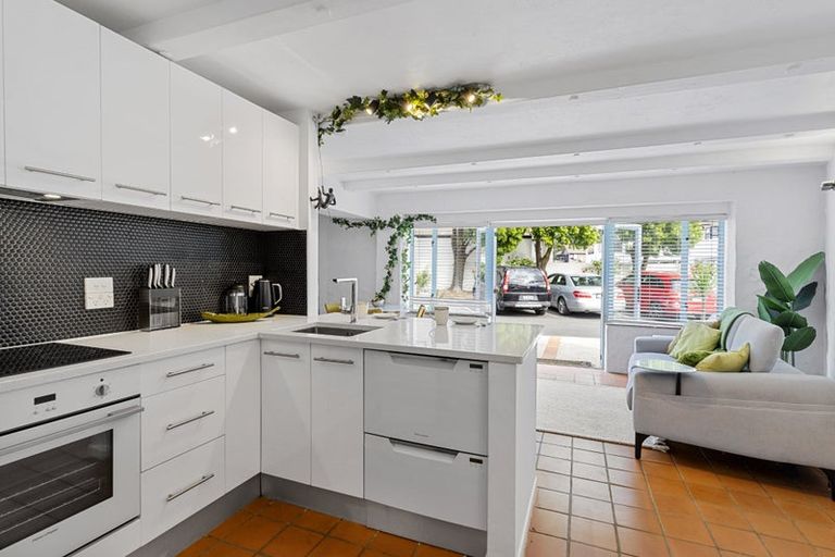 Photo of property in Oceanside Apartments, 14/453 Hibiscus Coast Highway, Orewa, 0931