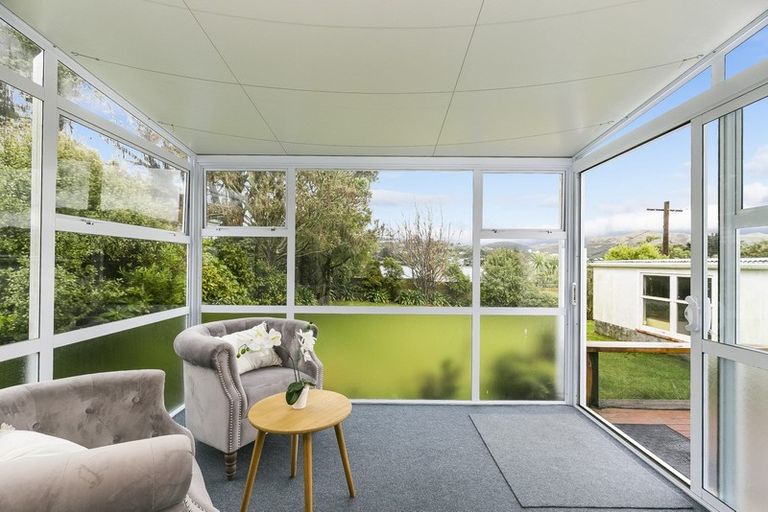 Photo of property in 57 Mark Avenue, Paparangi, Wellington, 6037