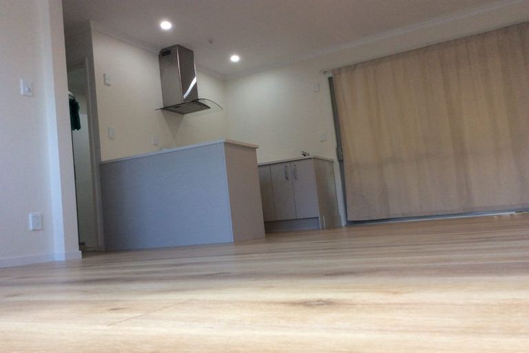 Photo of property in 17 Sapphire Place, Bayview, Auckland, 0629