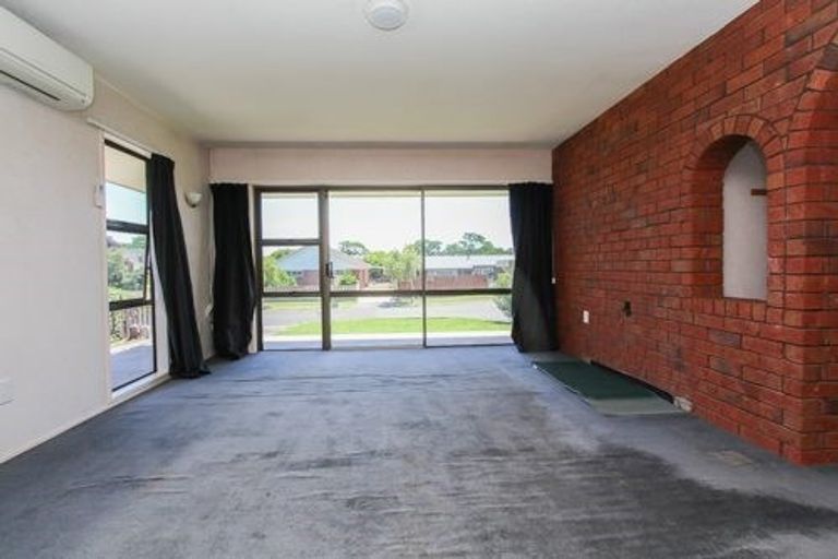 Photo of property in 22 Knightsbridge Place, Dinsdale, Hamilton, 3204