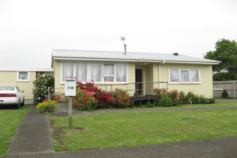 Photo of property in 11 Comet Crescent, Mangere, Auckland, 2022