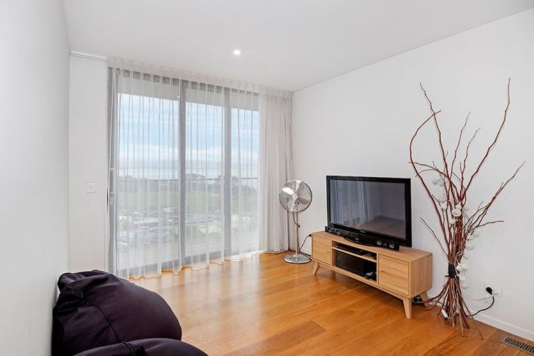 Photo of property in 22 Champion Terrace, Moana, Nelson, 7011