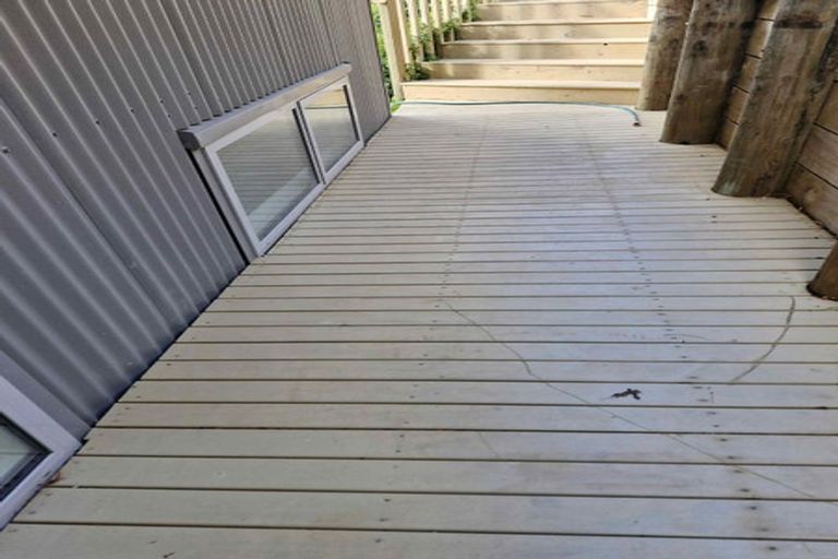 Photo of property in 39 Milne Terrace, Island Bay, Wellington, 6023