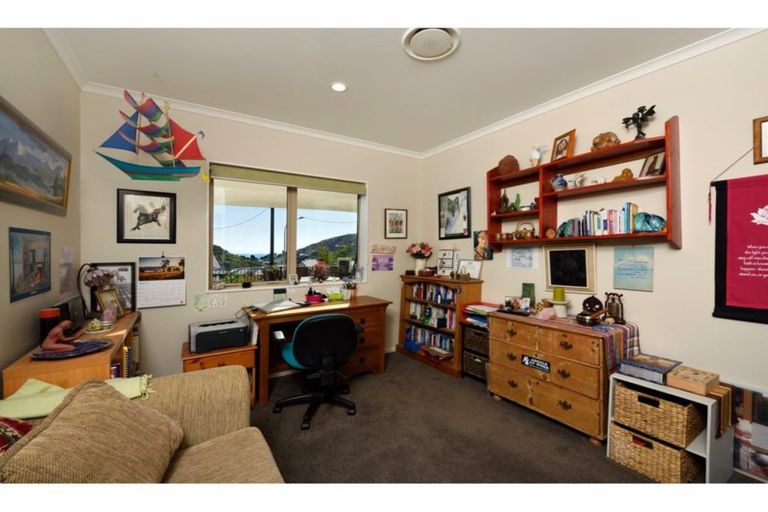 Photo of property in 19 Devenish Place, Atawhai, Nelson, 7010