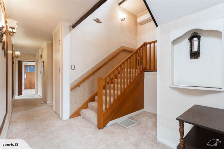 Photo of property in 13 Clouston Street, Saint Martins, Christchurch, 8022