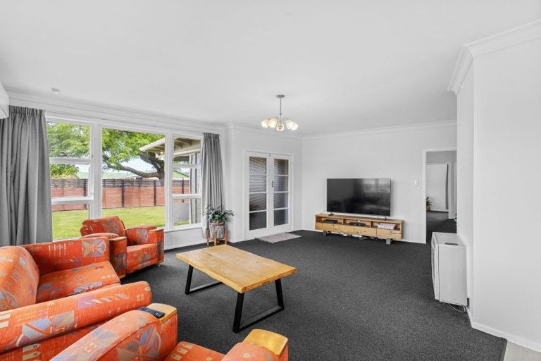 Photo of property in 587 Queen Street East, Levin, 5510