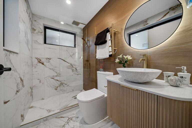 Photo of property in 7c Sirius Place, Botany Downs, Auckland, 2010