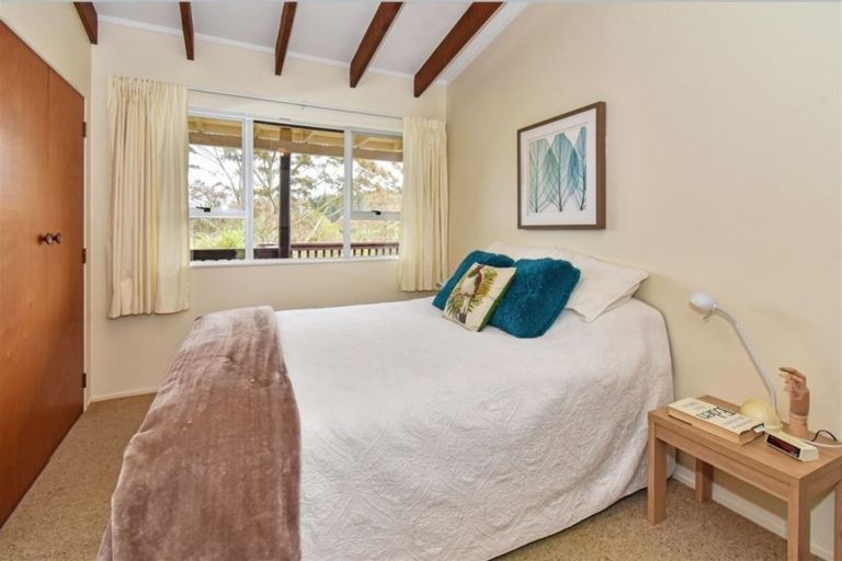 Photo of property in 73 Cherrington Road, Clevedon, Papakura, 2582