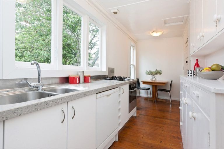 Photo of property in 1/37 Fairview Road, Mount Eden, Auckland, 1024